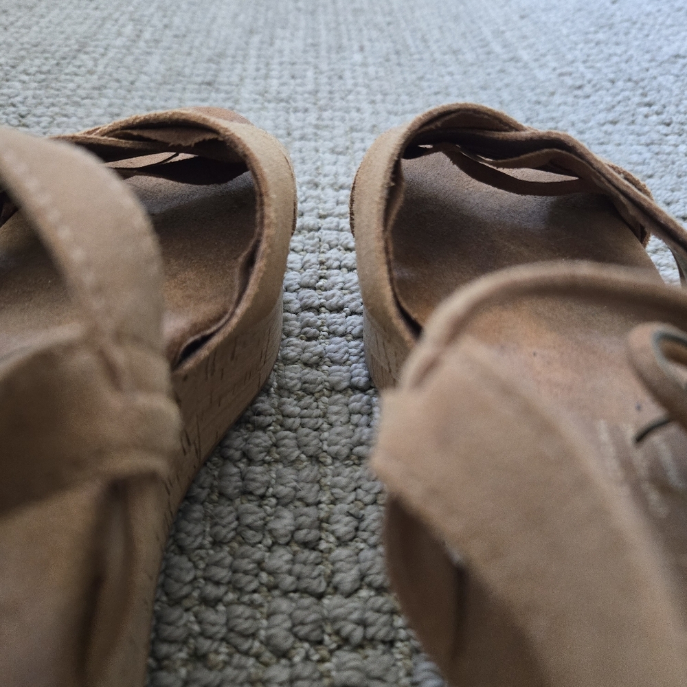 Toms Tan Suede Wedge Shoes with Cork Heel - Picture 12 of 12